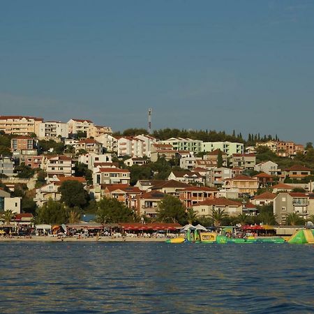 Apartmani Mm Трогир Экстерьер фото