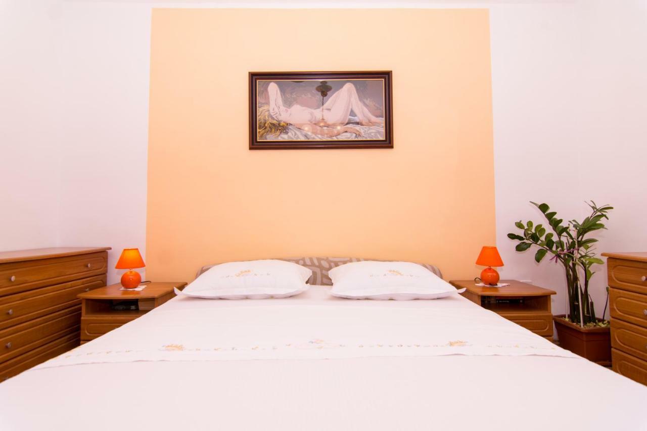 Apartmani Mm Трогир Экстерьер фото