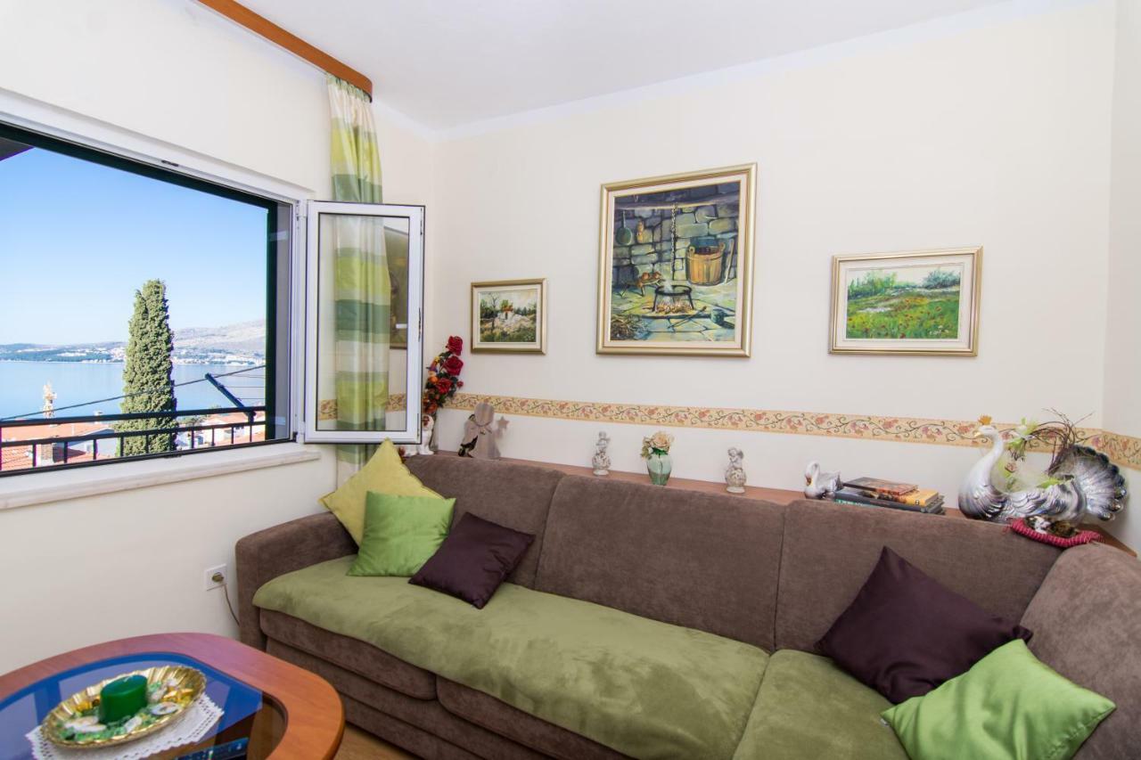 Apartmani Mm Трогир Экстерьер фото